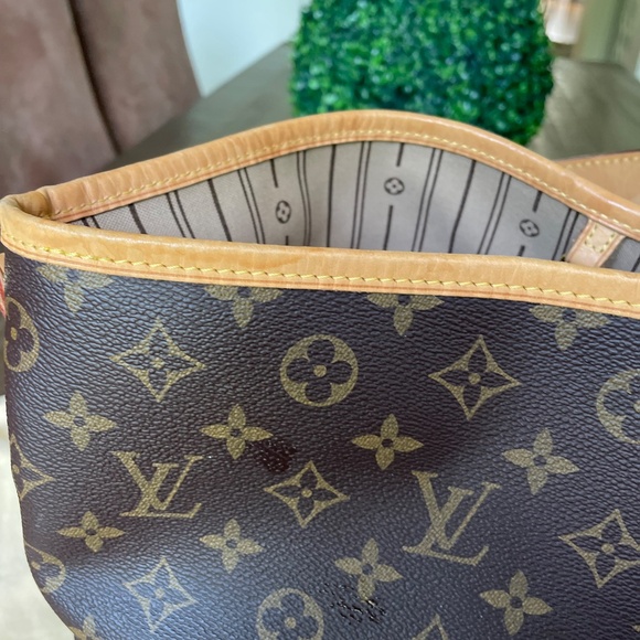 Louis Vuitton Monogram Delightful Tote - Picture 5 of 12